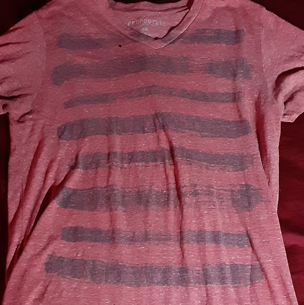 Designer tee